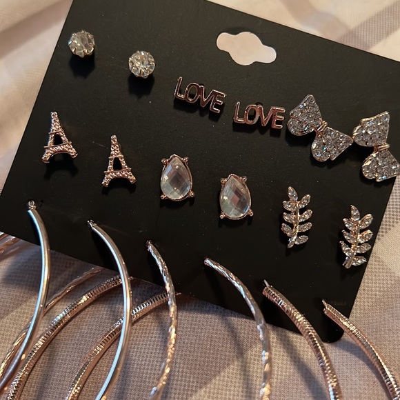 Earrings - Picture 3 of 4